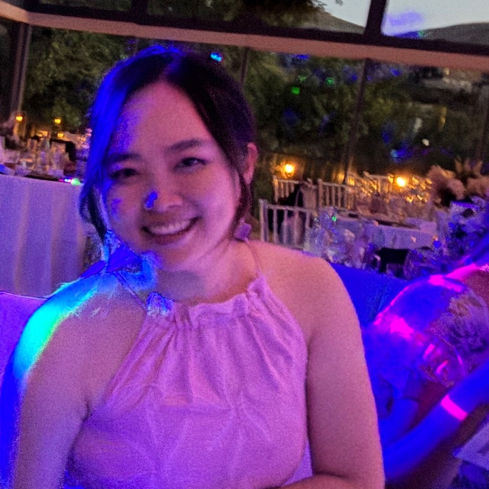 Meet your Posher, Elizabeth